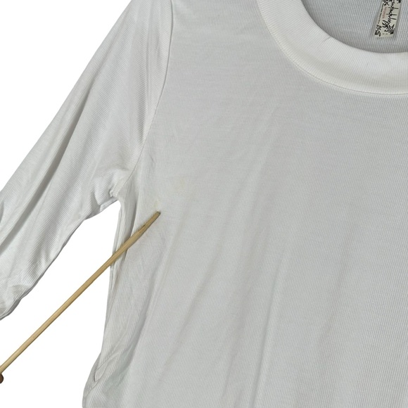 Intimately Free People NWT Women’s M Medium White Ribbed Top Crew Casual - Picture 10 of 11
